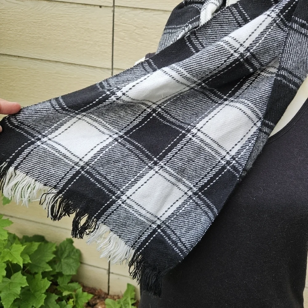 black and white plaid rectangle scarf unisex